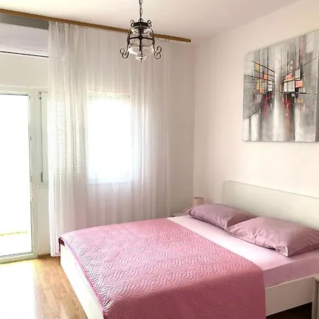 Bebe Διαμέρισμα *