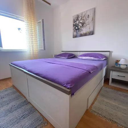 Bebe Lejlighed Rogoznica (Sibenik-Knin)