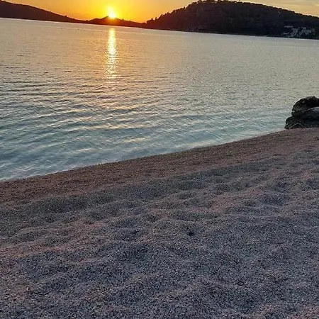 Bebe Lejlighed Rogoznica (Sibenik-Knin)