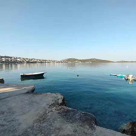 Bebe Rogoznica (Sibenik-Knin)