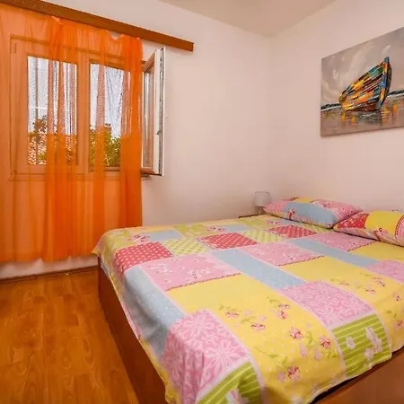 Bebe * Rogoznica (Sibenik-Knin)