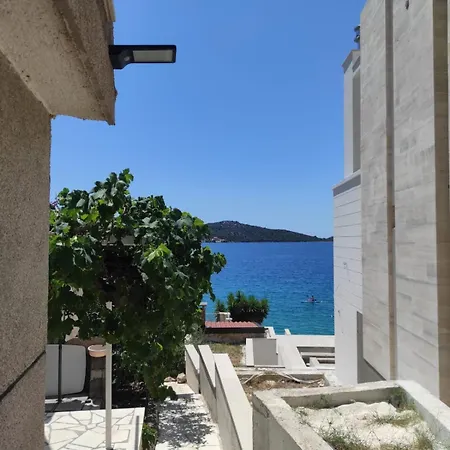 Bebe Apartamento Rogoznica (Sibenik-Knin)