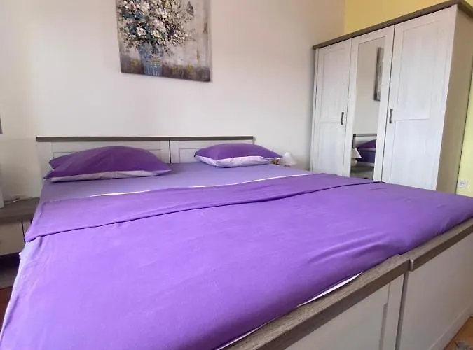 Bebe דירה רוגוזניצה