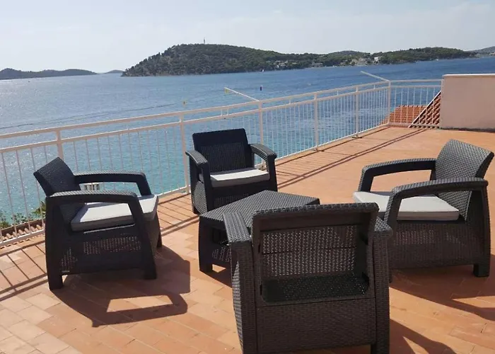 Bebe Daire Rogoznica (Sibenik-Knin)